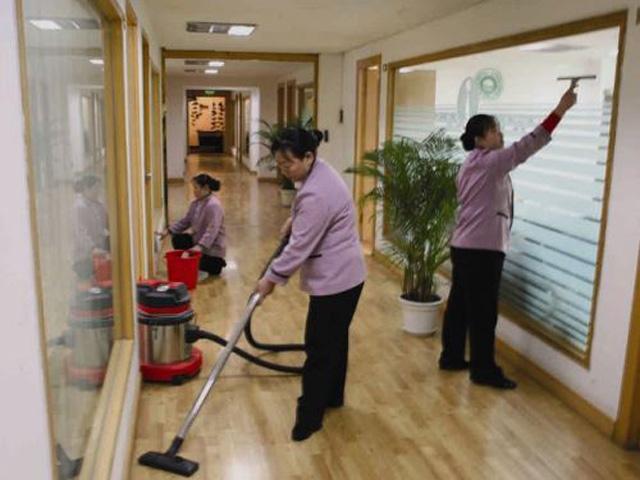 物業保潔洗地機.jpg 物業保潔洗地機.jpg